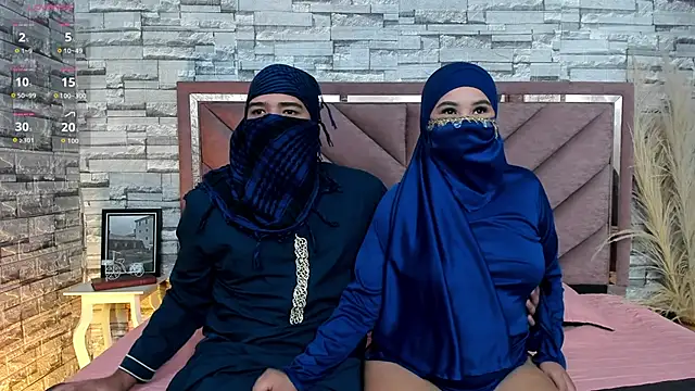 Snapshot of Dalila_and_Khaled chatting on 04-03-26, 07:17 Dalila and Khaled online show from 04-03-26, 07:17