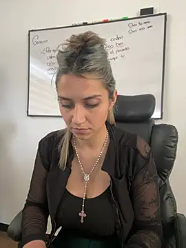 Isabella varella- online show from 07-20-26, 01:57