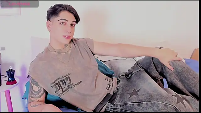 Snapshot of Thiago_angel chatting on 04-25-26, 03:20 Thiago angel online show from 04-25-26, 03:20
