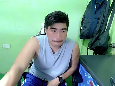 Snapshot of Hunkfireman chatting on 05-15-26, 11:12 Hunkfireman online show from 05-15-26, 11:12