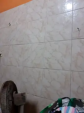 bbzinhas26 online show from 04-10-26, 09:25