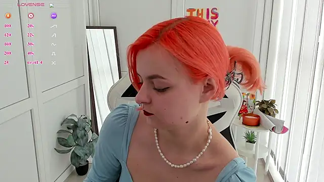 NightLeaf online show from 05-31-26, 10:33