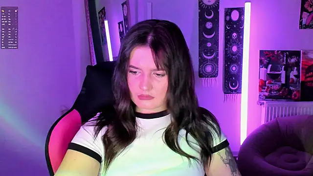 SourCherry   online show from 06-06-26, 06:01