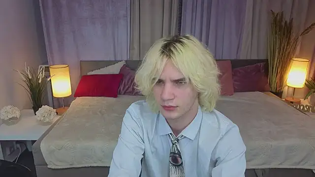 JameMilann online show from 05-25-26, 08:26