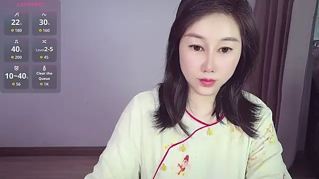 Snapshot of Eva-000 chatting on 06-21-26, 10:34 Eva-000 online show from 06-21-26, 10:34