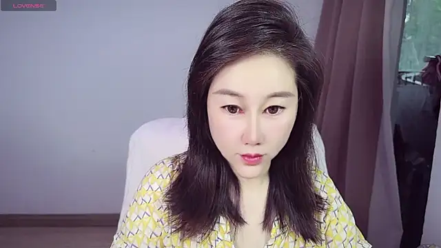 Snapshot of Eva-000 chatting on 07-03-26, 10:38 Eva-000 online show from 07-03-26, 10:38