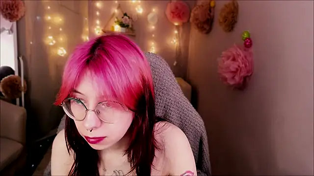 Alice Nyx online show from 04-16-26, 08:42
