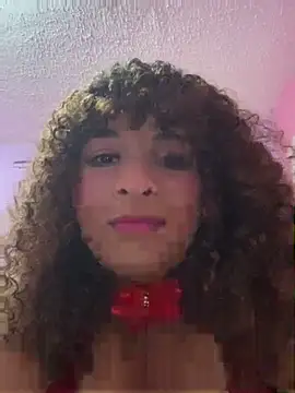 naluisinha online show from 04-11-26, 06:07