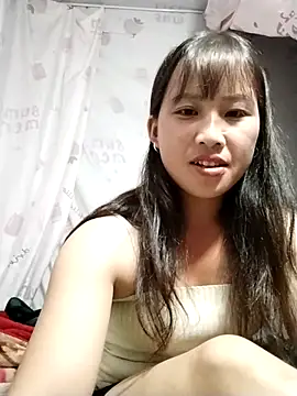Snapshot of Yo-must chatting on 07-18-26, 02:21 Yo-must online show from 07-18-26, 02:21