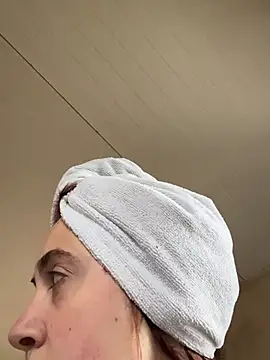 lilocababy online show from 04-08-26, 01:55