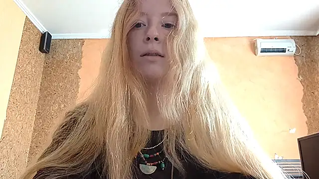 KateVibe 01 online show from 05-30-26, 11:02