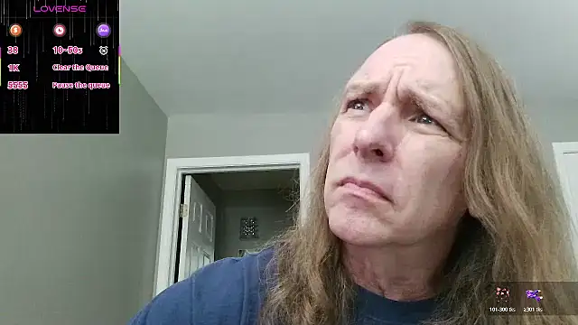 Magnus Luv online show from 05-28-26, 04:48