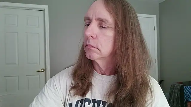 Magnus Luv online show from 07-15-26, 12:21
