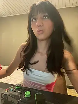 Snapshot of liliflaquita chatting on 05-25-26, 05:02 liliflaquita online show from 05-25-26, 05:02