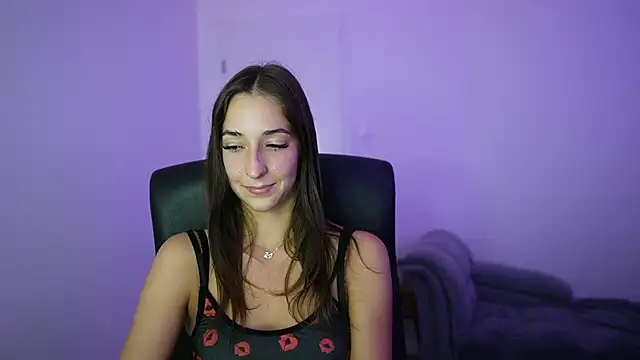 Crystalbrunette18 online show from 06-01-26, 07:48