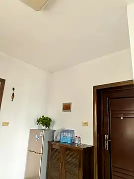 yang6991 online show from 06-09-26, 01:50