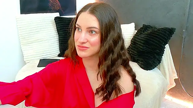 Snapshot of Amira_a chatting on 06-24-26, 04:22 Amira a online show from 06-24-26, 04:22