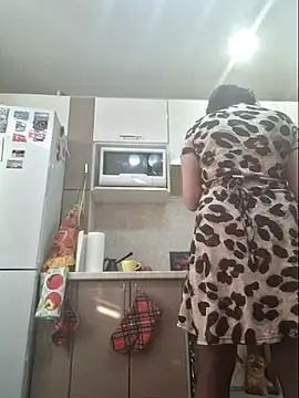 Snapshot of LaliaMia chatting on 03-11-25, 04:21 LaliaMia online show from 03-11-25, 04:21