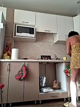 Snapshot of LaliaMia chatting on 10-15-25, 05:07 LaliaMia online show from 10-15-25, 05:07