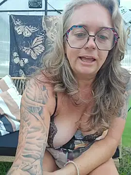 Blondejenn online show from 06-12-26, 11:20