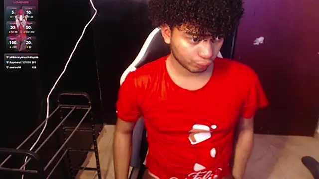 Snapshot of felipecams chatting on 07-20-26, 12:07 felipecams online show from 07-20-26, 12:07