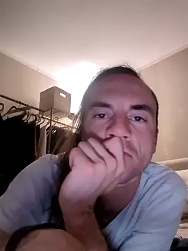 SemoLeo22 online show from 04-21-26, 03:13