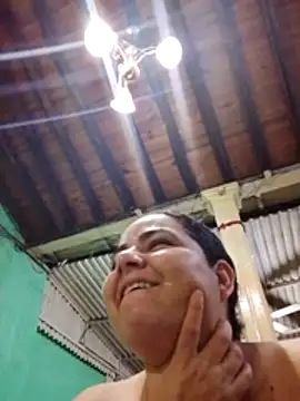 Snapshot of Golositadeamor chatting on 04-29-26, 05:00 Golositadeamor online show from 04-29-26, 05:00