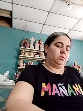 Snapshot of Golositadeamor chatting on 05-21-26, 06:15 Golositadeamor online show from 05-21-26, 06:15
