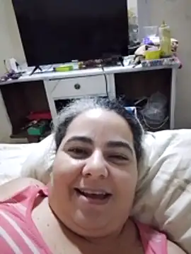 Snapshot of Golositadeamor chatting on 05-31-26, 11:28 Golositadeamor online show from 05-31-26, 11:28