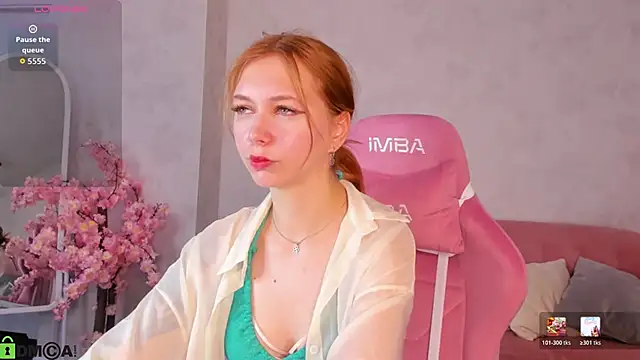 Sienna Nyx online show from 06-15-26, 09:11