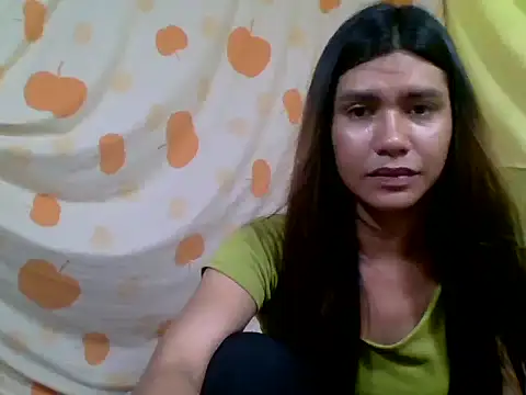 Snapshot of luna_veille chatting on 05-12-26, 02:19 luna veille online show from 05-12-26, 02:19