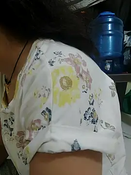 Snapshot of Monika_kumari6 chatting on 06-19-26, 03:27 Monika kumari6 online show from 06-19-26, 03:27
