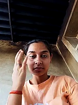 Snapshot of x_priya chatting on 07-30-26, 06:01 x priya online show from 07-30-26, 06:01