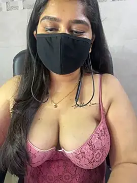 Snapshot of sarasofiaa_ chatting on 05-17-26, 03:52 sarasofiaa online show from 05-17-26, 03:52