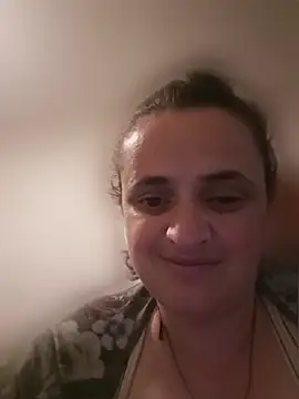 Snapshot of AnabelBexley chatting on 05-01-26, 04:22 AnabelBexley online show from 05-01-26, 04:22