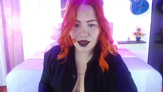 Snapshot of Srta_saraa chatting on 06-06-26, 03:00 Srta saraa online show from 06-06-26, 03:00