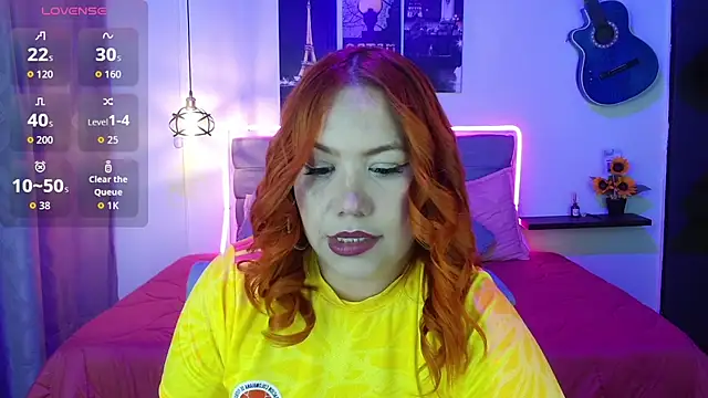 Snapshot of Srta_saraa chatting on 06-18-26, 03:18 Srta saraa online show from 06-18-26, 03:18