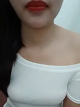 Snapshot of Luckyy29 chatting on 07-14-26, 02:38 Luckyy29 online show from 07-14-26, 02:38
