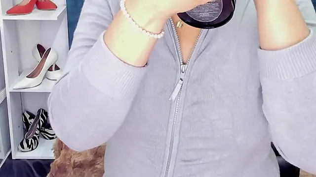 Snapshot of IsadoraVex chatting on 06-04-26, 01:39 IsadoraVex online show from 06-04-26, 01:39