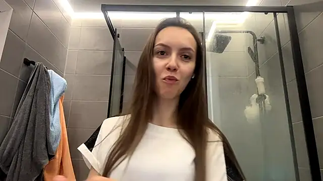 Snapshot of BrandyNorthcott chatting on 04-09-26, 02:33 BrandyNorthcott online show from 04-09-26, 02:33