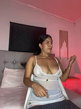 kimmygray10 online show from 06-03-26, 06:24