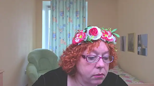 Snapshot of Fara_Flutte chatting on 04-21-26, 05:25 Fara Flutte online show from 04-21-26, 05:25