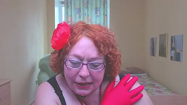 Snapshot of Fara_Flutte chatting on 04-24-26, 06:16 Fara Flutte online show from 04-24-26, 06:16
