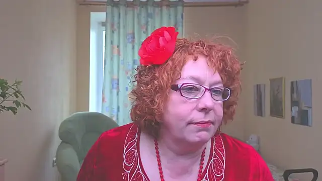 Snapshot of Fara_Flutte chatting on 04-30-26, 05:25 Fara Flutte online show from 04-30-26, 05:25