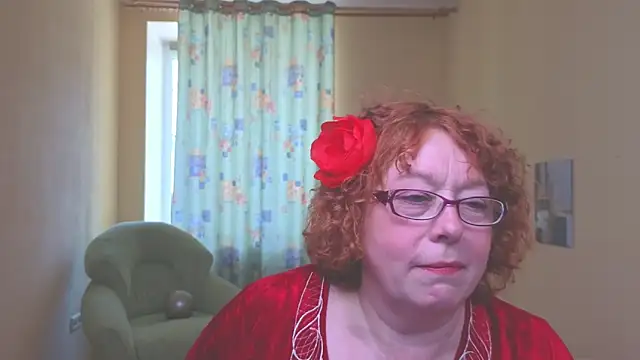 Snapshot of Fara_Flutte chatting on 05-04-26, 08:10 Fara Flutte online show from 05-04-26, 08:10