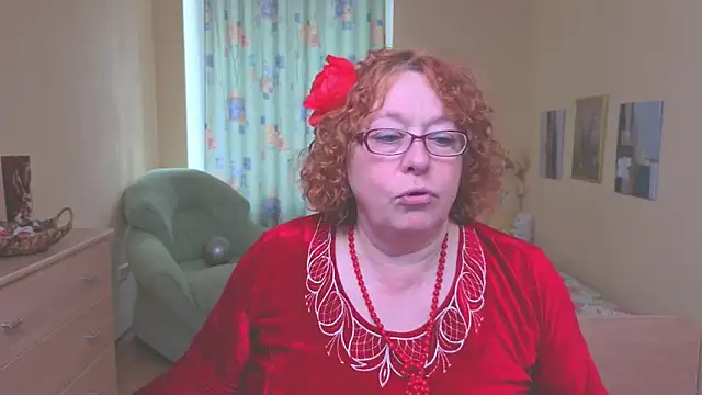 Snapshot of Fara_Flutte chatting on 05-13-26, 05:16 Fara Flutte online show from 05-13-26, 05:16