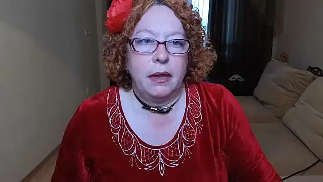 Snapshot of Fara_Flutte chatting on 05-16-26, 08:44 Fara Flutte online show from 05-16-26, 08:44