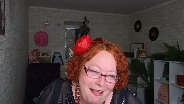 Snapshot of Fara_Flutte chatting on 05-28-26, 05:38 Fara Flutte online show from 05-28-26, 05:38