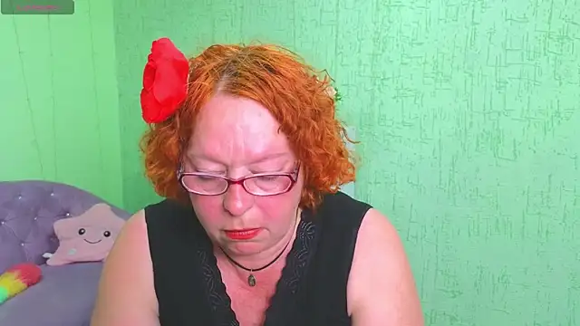 Snapshot of Fara_Flutte chatting on 06-11-26, 01:42 Fara Flutte online show from 06-11-26, 01:42