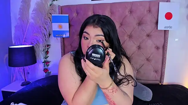 Snapshot of ROSELEI_ chatting on 07-16-26, 04:07 ROSELEI online show from 07-16-26, 04:07